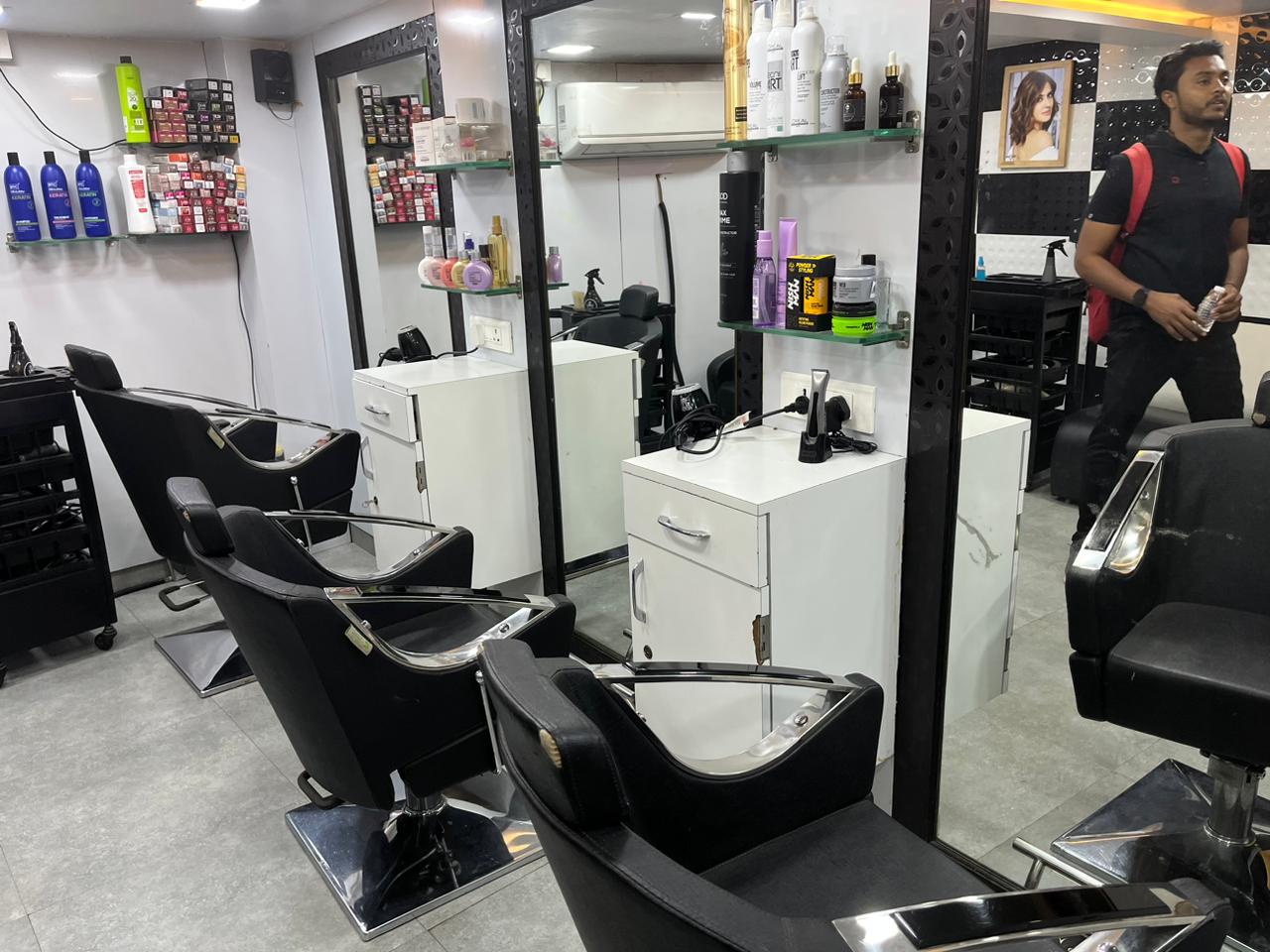 Business gallery